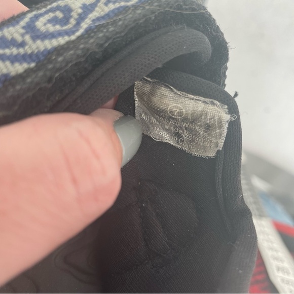 MAUI and Sons Women’s Hana Thick Strap Sandals Black/Blue size: 7 - Picture 10 of 10